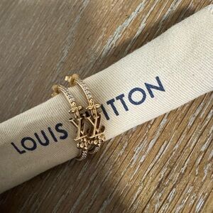 Louis Vuitton Iconic  Gold Earrings hoops